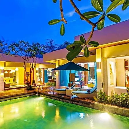 Luxury 3 Bedroom Private Pool Villa Jimbaran Ne07A